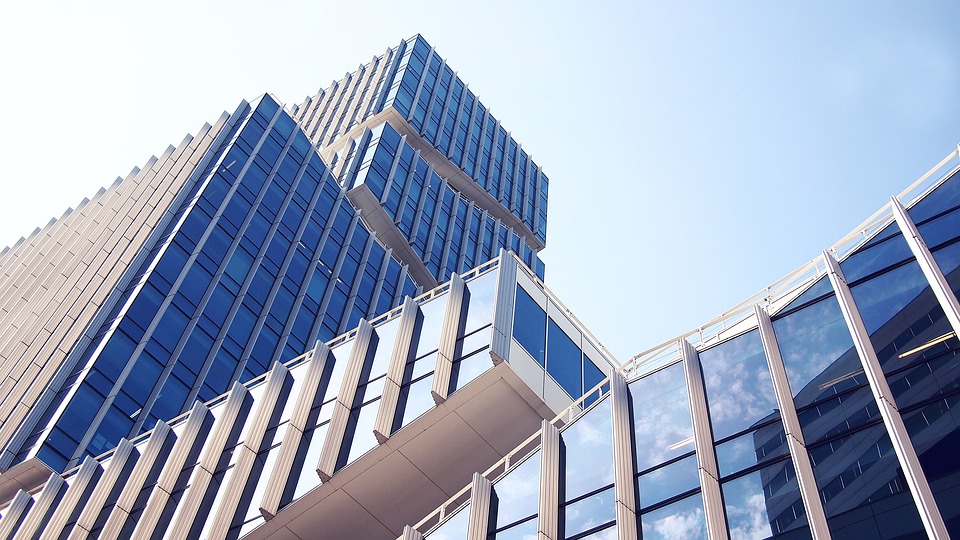 Immobilien-Investment-Einsteiger: Wie Sie sich von klein nach groß steigern